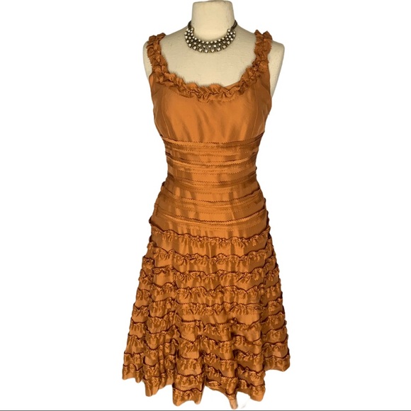 Oscar de la Renta Dresses & Skirts - Oscar De La Renta Dress